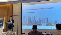 人生就是搏科技携手华为在印尼召开金融峰会，共谱印尼银行新将来